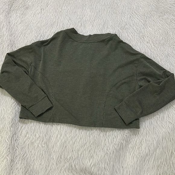 Closie green rib knit cropped cardigan size medium size medium - Picture 5 of 5